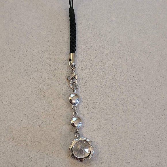 NWOT Rhinestone Phone Charm - Picture 6 of 8